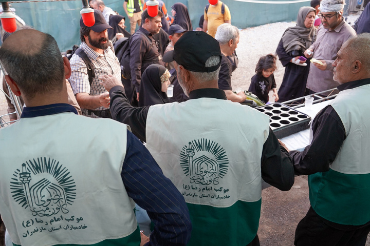 موكب الخدام الرضويون في محافظة مازندران على منفذ مهران الحدودي