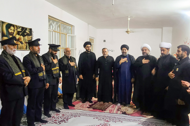 مشارکة قافلة خُدّام الحرم الرضوي الشريف في مسیرة الأربعين الحسيني