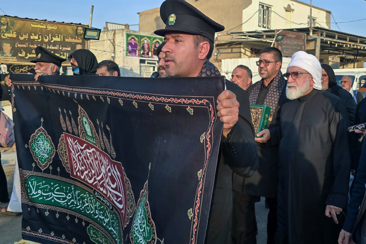 مشارکة متولي العتبة الرضویة المقدسة في مسیرة الأربعین الحسیني