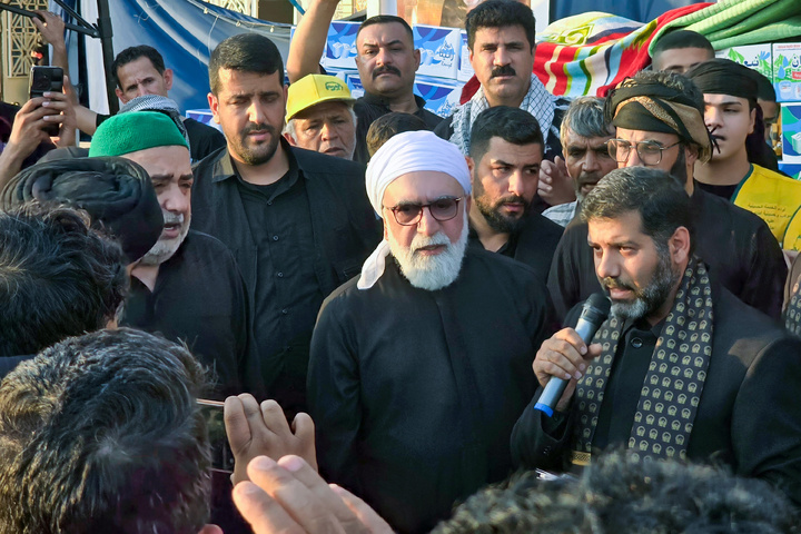 آستان قدس رضوی کے متولی کی اربعین حسینیؑ کے پیدل مارچ میں شرکت