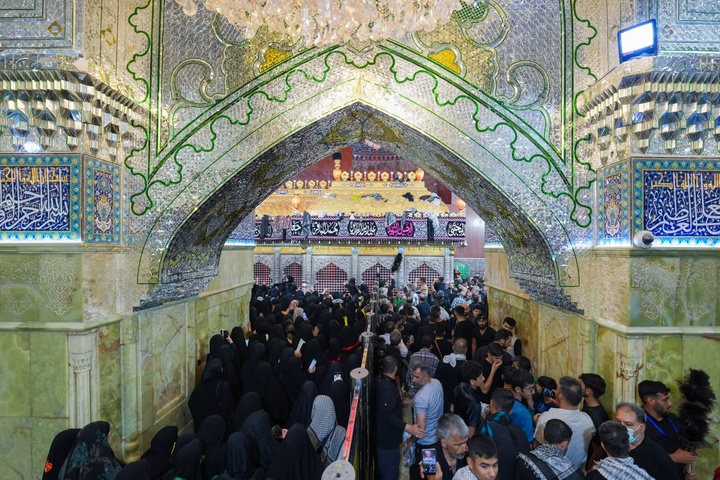 حضور زائران اربعین حسینی در سامرا