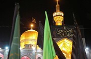 حرم الإمام الرضا (ع)؛ القِبلة الأخيرة لمن لم یحالفه الحظ بالمشارکة بمسیرة الأربعين الحسيني