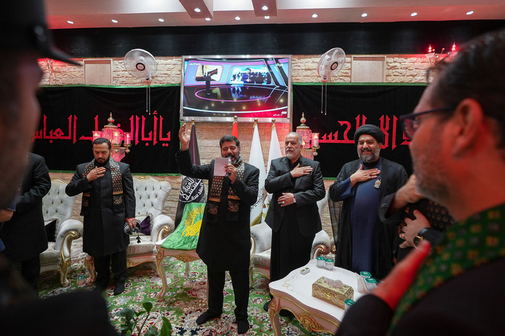 حضور الخدام  في موكب مدینة زائر الإمام الحسن (ع)