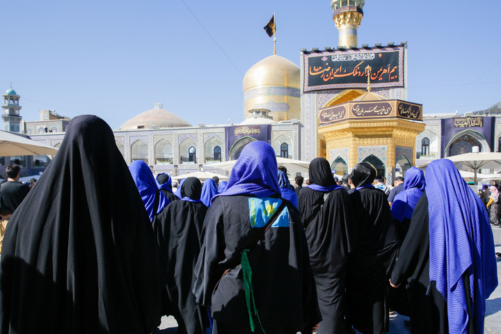 Kazakh pilgrims visit Imam Reza Shrine 