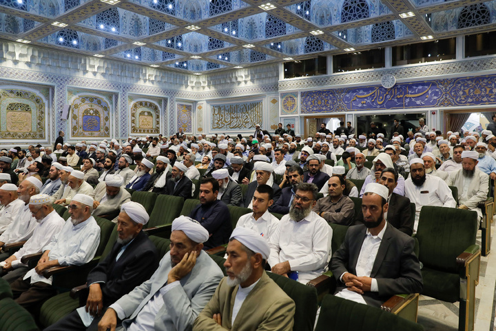 مؤتمر الرسول (ص) نموذج لوحدة الأمة واقتدارها