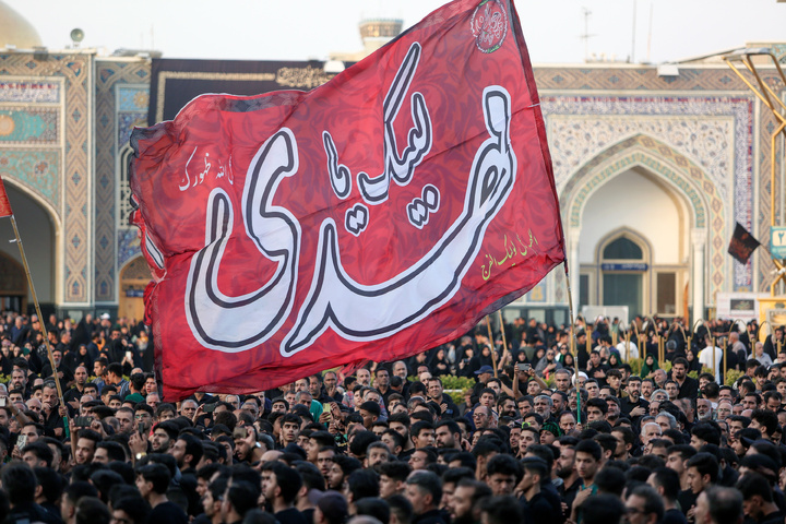 مراسم )جهار بایه خوانی) شهادة الرسول(ص) والإمام المجتبى (ع) في الحرم الرضوي الشریف