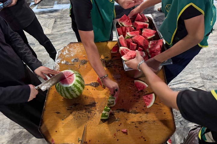 Service Mukibs set up around Imam Reza Shrine for Safar pilgrims