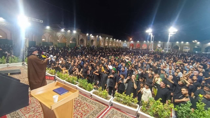 عزاء الزوار العرب بوفاة رسول الرحمة(ص) وشهادة کریم أهل البيت(ع) عزاء الزوار العرب بوفاة رسول الرحمة(ص) وشهادة کریم أهل البيت(ع)