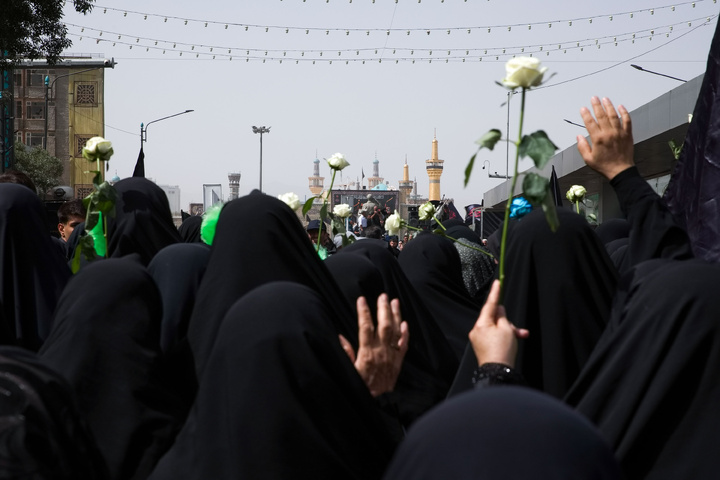 Noghan women hold traditional mourning march on Imam Reza’s martyrdom anniv.