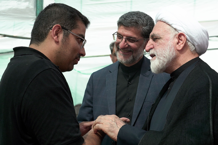 Judiciary Chief visits Mukibs around Imam Reza Shrine