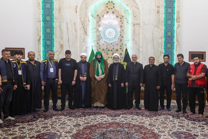 Intl. Mukibs honored for serving pilgrims at Imam Reza Shrine