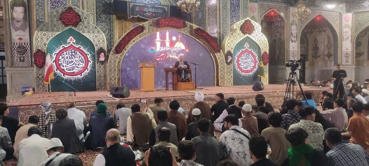 افغان زائرین کی موجودگی میں حرم امام رضا(ع) میں شیعہ ثقافت کے تحفظ کے عنوان سے پروگرام کا انعقاد