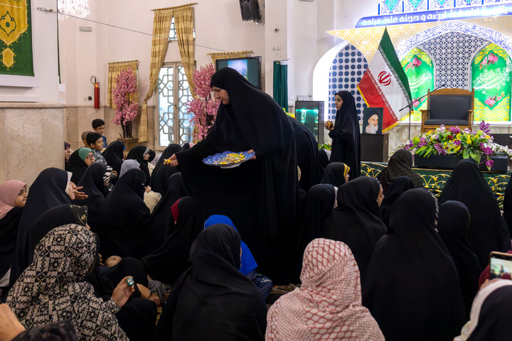 برنامج « رحمة للعالمین» الخاص في الحرم الرضوي الشریف