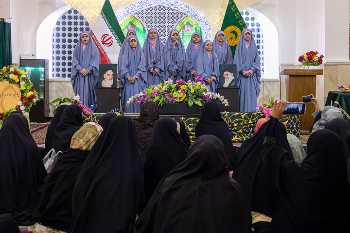 حرم امام رضا(ع) میں ’’رحمہ اللعالمین‘‘ کے عنوان سے خصوصی پروگرام کا انعقاد