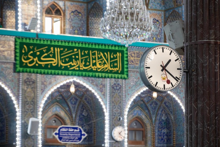 حال و هوای حرم مطهر حسینی در سالروز ولادت حضرت زینب(س)
