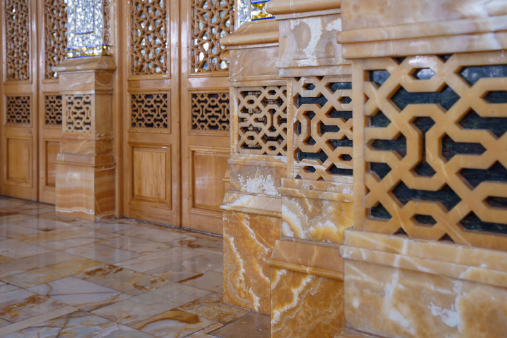 رواق دارالمرحمه حرم مطهر امام رضا علیه‌السلام