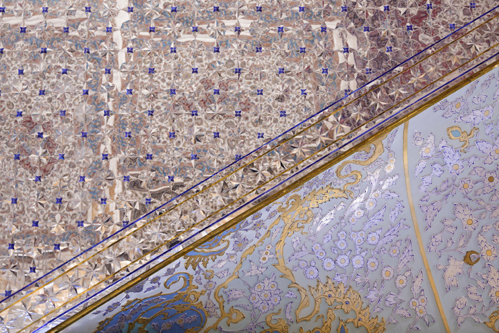 رواق دارالمرحمه حرم مطهر امام رضا علیه‌السلام