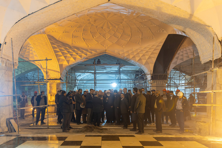 بازدید تولیت آستان قدس رضوی از احداث رواق های جدید حرم مطهر رضوی