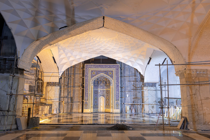 بازدید تولیت آستان قدس رضوی از احداث رواق های جدید حرم مطهر رضوی