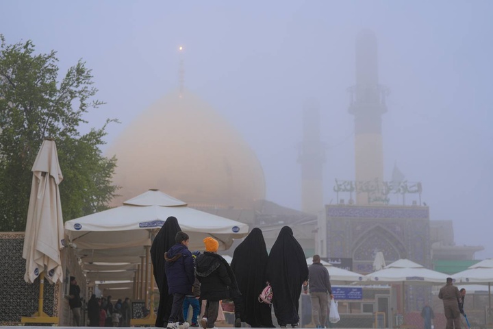 حال و هوای خاص حرم مطهر امامین عسکریین علیهم السلام