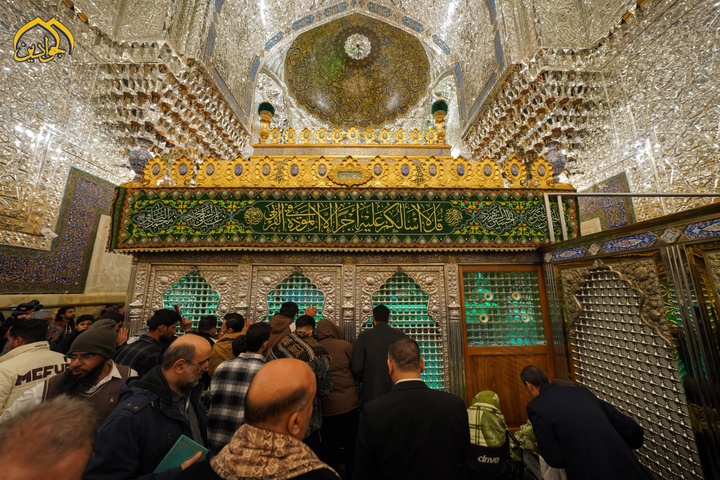 گل آرایی ضریح مطهر امامین جوادین(ع)