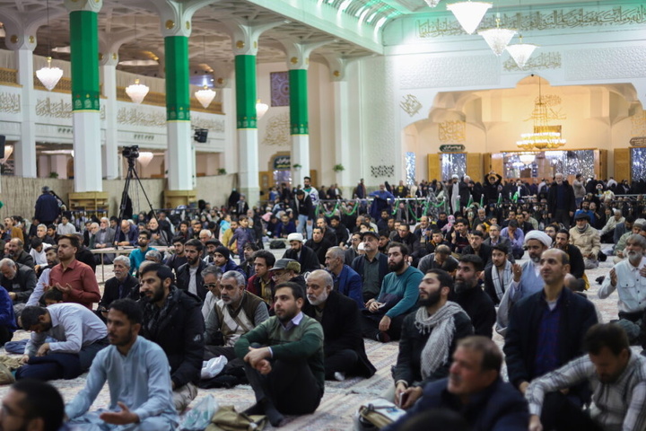 جشن مبعث در حرم مطهر حضرت معصومه(س)