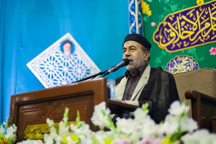 جشن مبعث در حرم مطهر حضرت معصومه(س)