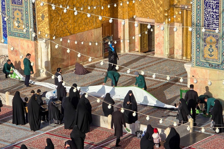 حرم مطهر رضوی آماده برگزاری جشن های نیمه شعبان