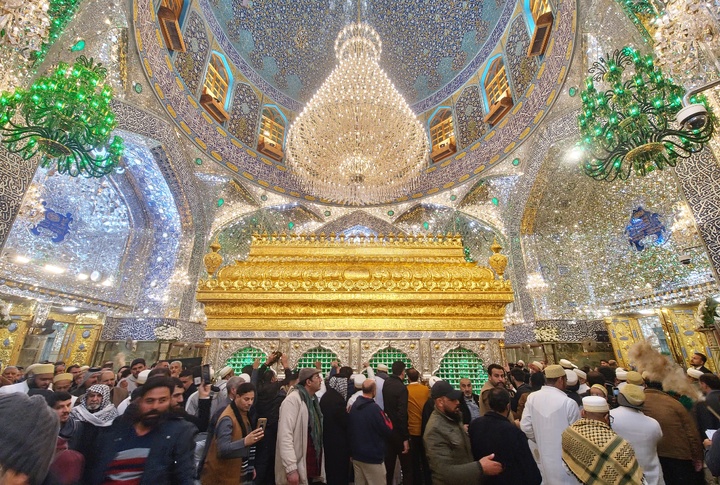 Restored gilding of Imam Ali's enclosure unveiled
