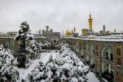 بارش برف در حرم مطهر رضوی
