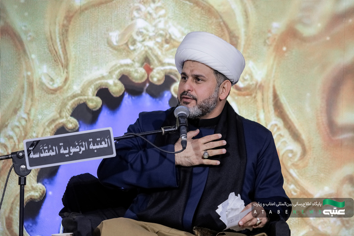 مراسم إحياء الزائرین الناطقین باللغة العربیة لليلة الحادي والعشرين من شهر رمضان المبارك