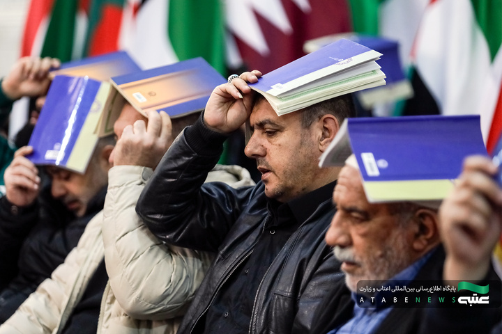 مراسم إحياء الزائرین الناطقین باللغة العربیة لليلة الحادي والعشرين من شهر رمضان المبارك