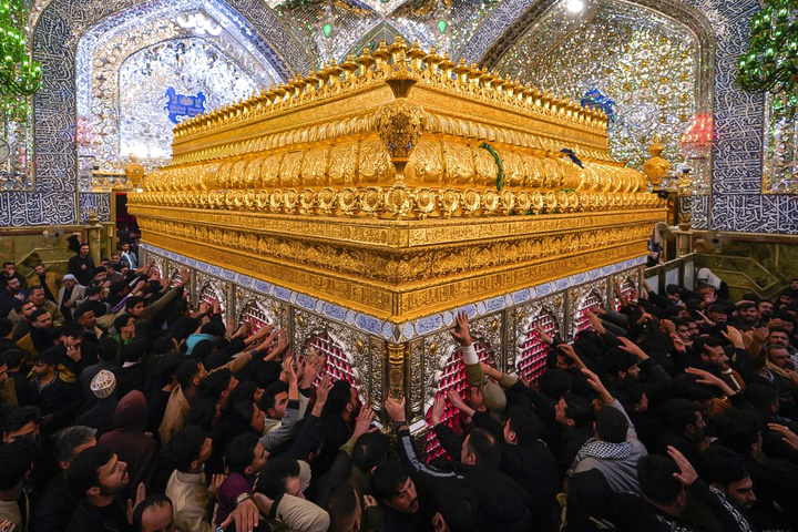 حال و هوای حرم مطهر علوی در شب شهادت امیرالمومنین علی علیه السلام