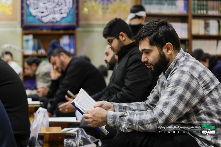 مراسم احیا زائران آذری زبان در شب بیست وسوم ماه مبارک رمضان