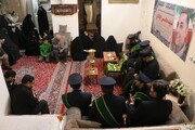 ادای احترام خادمان حرم بانوی کرامت به ۸۲ خانواده شهید جنگ تحمیلی رمضان