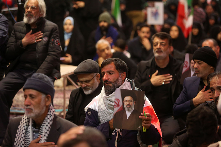 وداع با پیکر شهدای اخیر حملات آمریکایی صهیونی به قم در حرم بانوی کرامت