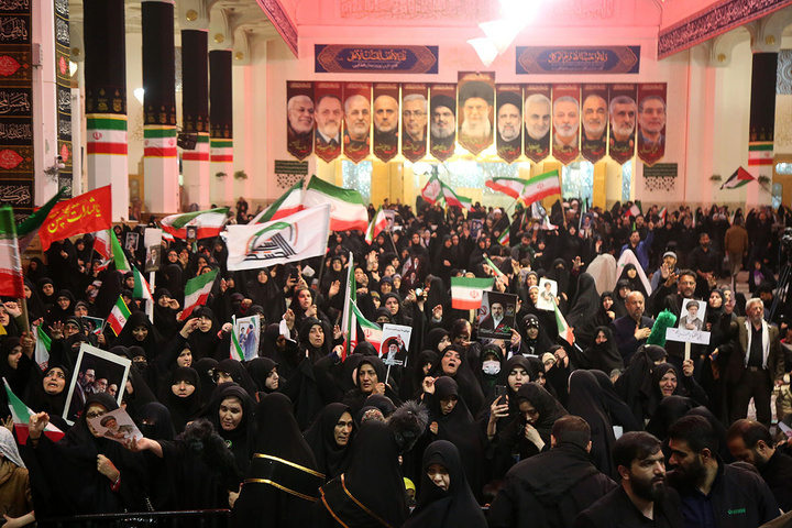 وداع با پیکر شهدای اخیر حملات آمریکایی صهیونی به قم در حرم بانوی کرامت