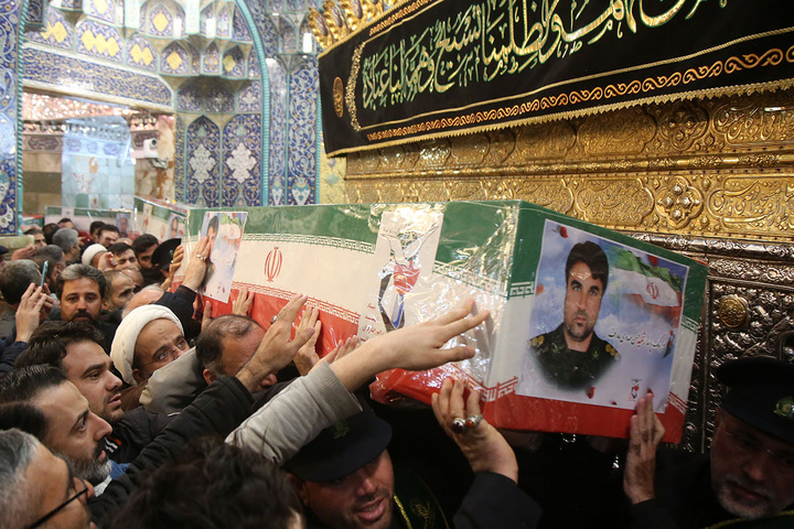 وداع با پیکر شهدای اخیر حملات آمریکایی صهیونی به قم در حرم بانوی کرامت