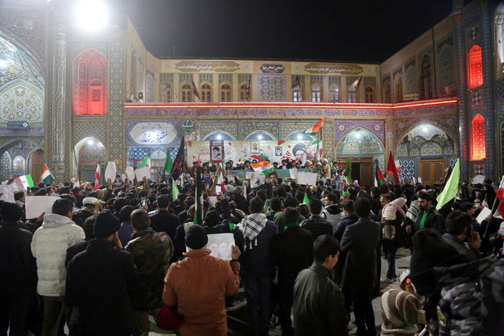 بیعت هندی‌های مقیم قم با رهبر معظم انقلاب