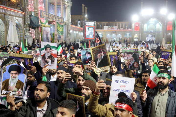 بیعت هندی‌های مقیم قم با رهبر معظم انقلاب