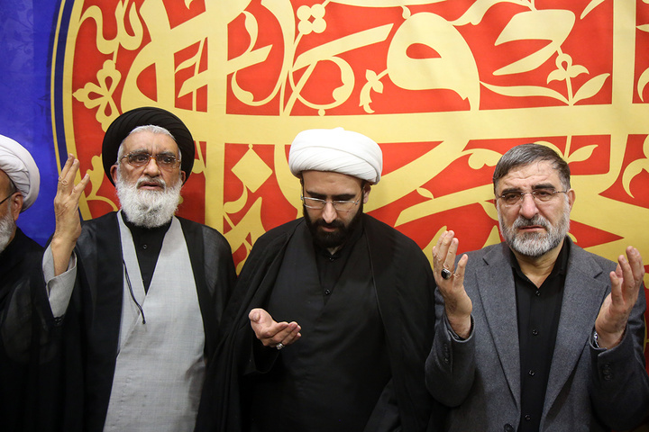 وداع با پیکر شهید لاریجانی در حرم حضرت فاطمه معصومه (س)