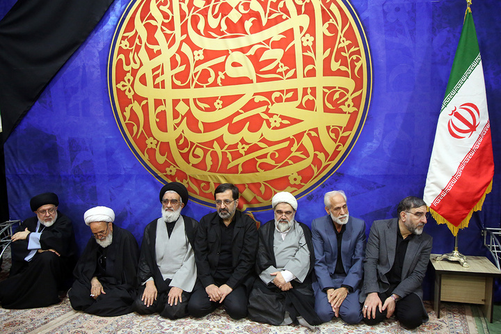 وداع با پیکر شهید لاریجانی در حرم حضرت فاطمه معصومه (س)