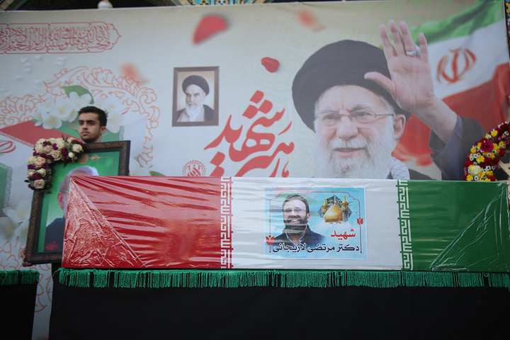 تشیع و تدفین پیکر شهید لاریجانی در حرم حضرت فاطمه معصومه (س)