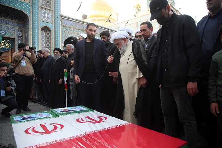 تشیع و تدفین پیکر شهید لاریجانی در حرم حضرت فاطمه معصومه (س)