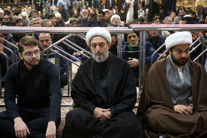 بزرگداشت شهید لاریجانی و وداع با پیکر مطهر شهید کیارش در حرم بانوی کرامت