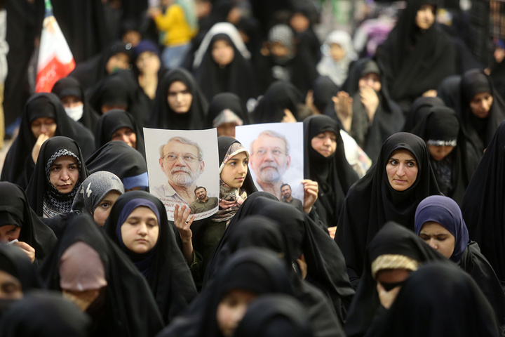 بزرگداشت شهید لاریجانی و وداع با پیکر مطهر شهید کیارش در حرم بانوی کرامت