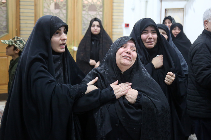 بزرگداشت شهید لاریجانی و وداع با پیکر مطهر شهید کیارش در حرم بانوی کرامت