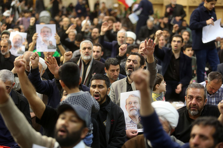 بزرگداشت شهید لاریجانی و وداع با پیکر مطهر شهید کیارش در حرم بانوی کرامت