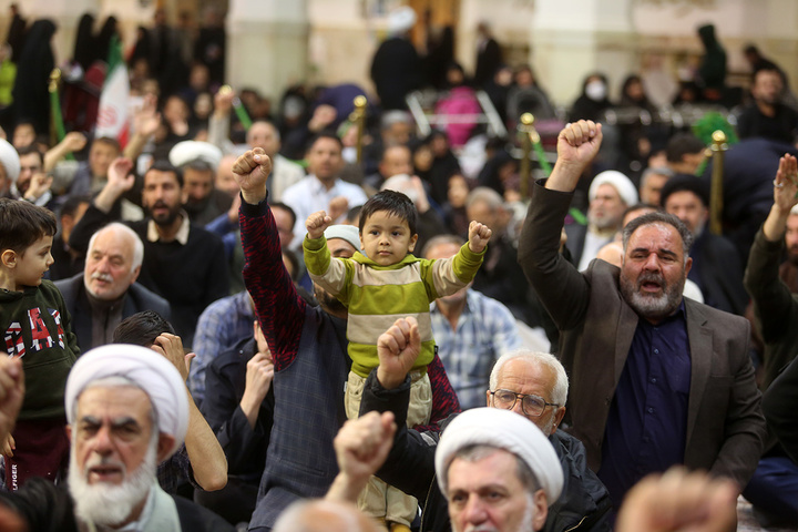 بزرگداشت شهید لاریجانی و وداع با پیکر مطهر شهید کیارش در حرم بانوی کرامت