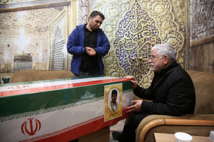 بزرگداشت شهید لاریجانی و وداع با پیکر مطهر شهید کیارش در حرم بانوی کرامت